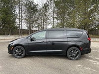 Dealer Certified Pre-Owned. This Chrysler Pacifica boasts a Gas V6 3.6L engine powering this Automat... (image 9)