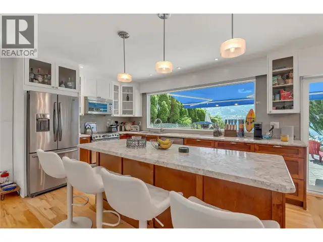 4589 Lakeside Road Penticton, British Columbia in Houses for Sale in Penticton - Image 13