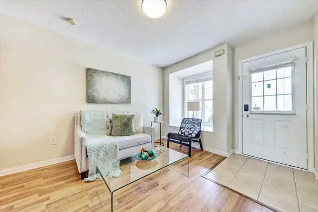 $ bedroom 4 washroom Duplex for sale63395519844483123