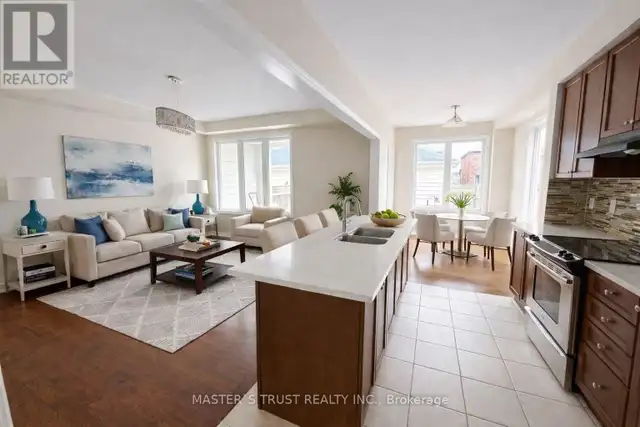271 Riverlands Avenue Markham (Cornell), Ontario, photo 3 of 4