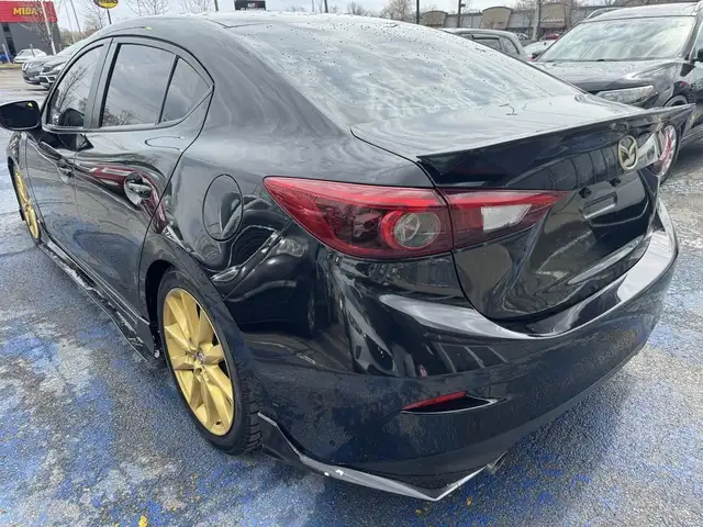 2018 Mazda Mazda3 GT Auto in Cars & Trucks in Longueuil / South Shore - Image 4