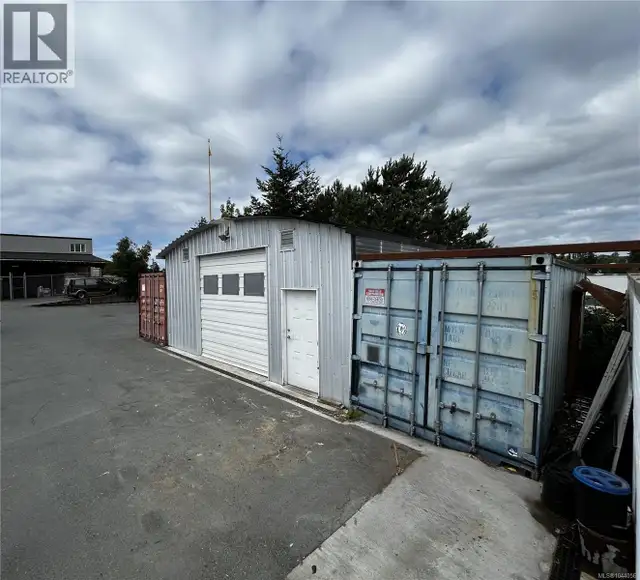 487 Burnside Rd E Victoria, British Columbia in Commercial & Office Space for Sale in Victoria - Image 36