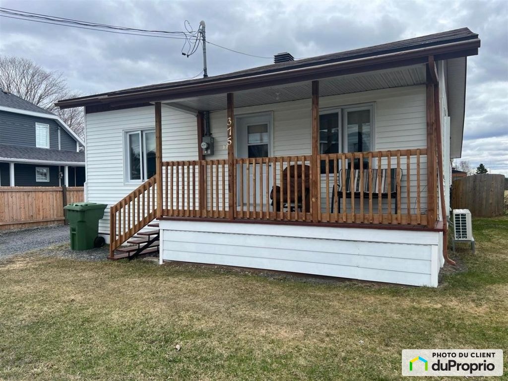 $150,000 - Bungalow for sale in St-Cyprien — photo 2