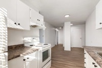 Amenities: Great Location • Underground Parking • Elevators Suite & Building: One-bedroom and two-be... (image 1)