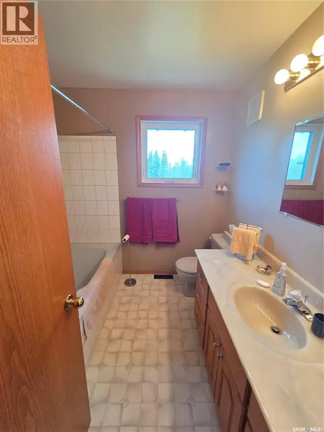 509 Carlyle AVENUE Carlyle, Saskatchewan in Houses for Sale in Regina - Image 37