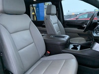 NO ACCIDENTS LOCAL TRADE Z71 7 PASSENGER Keyless Entry/Start Remote Start Leather Trim Htd 1ST & 2ND... (image 1)