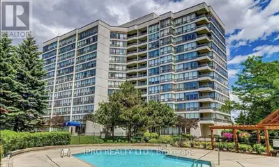 311 - 12 LAURELCREST STREET Brampton (Queen Street Corridor), On