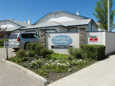 FULLY FURNISHED & EQUIPPED! Available November 1st. Convenient location, walk to restaurants, coffee...