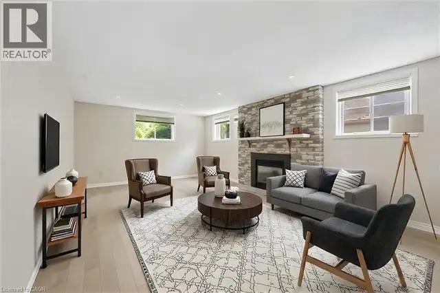 167 WESTVALE Drive Waterloo, Ontario in Houses for Sale in Kitchener / Waterloo - Image 22