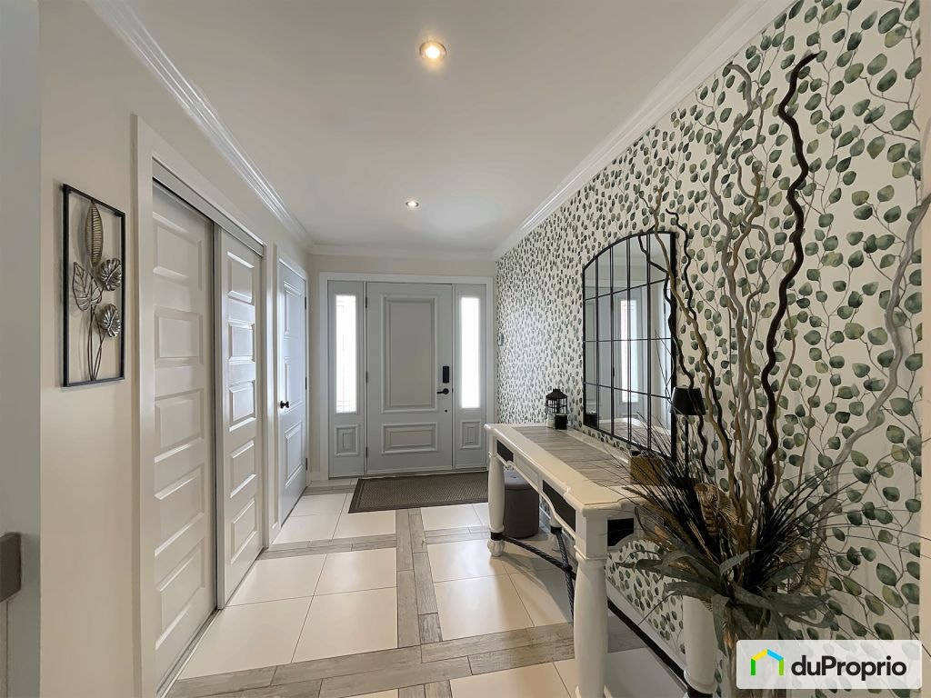 $925,000 - Bungalow for sale in Rosemere — photo 2
