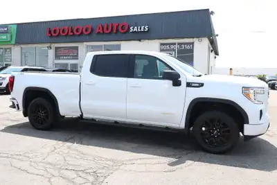 Drive in style with this fully-loaded GMC Sierra 1500! Powered by a robust Diesel engine and equippe...