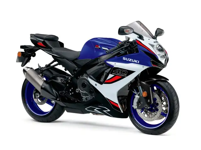 2026 Suzuki GSX-R600 in Sport Bikes in Guelph - Image 6