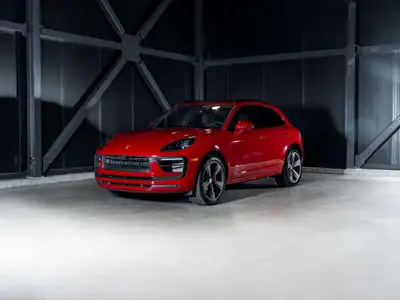 Toit ouvrant, Bluetooth . Engine: Moteur V6 2.9L L/100Km City: 13.8 L/100Km Hwy: 10.1