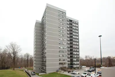 1 Bedroom Apartment- North York Don Valley Parkway Brookbanks Dr, View more