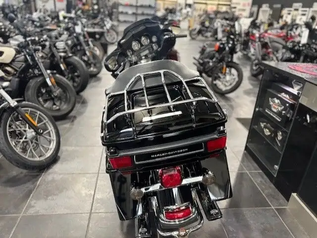 2013 Harley-Davidson Electra Glide Ultra Limited in Street, Cruisers & Choppers in Sudbury - Image 5