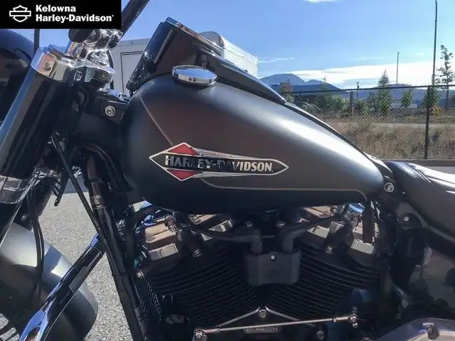 2021 Harley-Davidson Softail FLSL - Slim in Street, Cruisers & Choppers in Kelowna - Image 24
