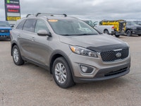 Check out this 2018 Kia Sorento LX before someone takes it home! *This Kia Sorento Is Competitively... (image 6)