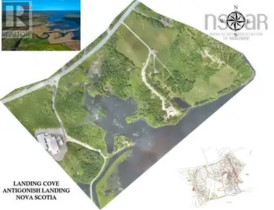 WATERFRONT BUILDING LOT IN SUPERB LOCATION - WALKING DISTANCE TO TOWN - MUNICIPAL WATER AVAILABLE -...