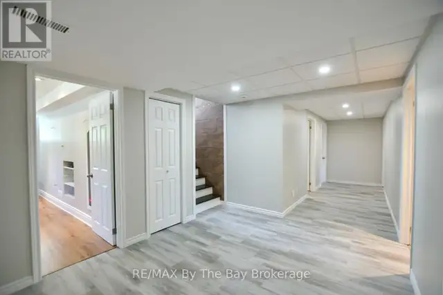 2 BIRCHMOUNT CIRCLE Wasaga Beach, Ontario in Houses for Sale in Oakville / Halton Region - Image 27