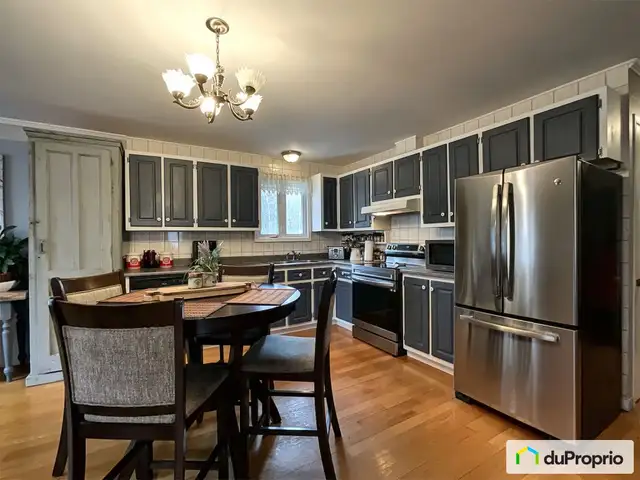$429,000 - Bungalow for sale in Princeville in Houses for Sale in Victoriaville - Image 3