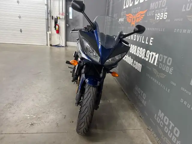 2009 Yamaha FZ6 in Sport Bikes in Drummondville - Image 7