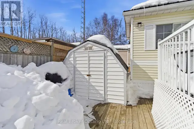 428 PINE PASS Centre Wellington, Ontario in Houses for Sale in Oakville / Halton Region - Image 38