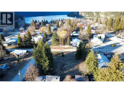 30 x 110 Corner Lot in city of Slocan! Whether you’re dreaming of a year-round residence, recreation...