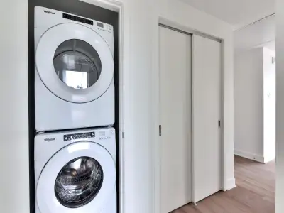 4.5 condo appartement a louer Ville Marie UQAM-Zenith, View more