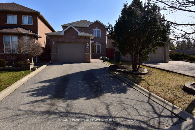 3 Bedroom 3 Bths - located at Hwy 27/Royalpark Way in Houses for Sale in Mississauga / Peel Region