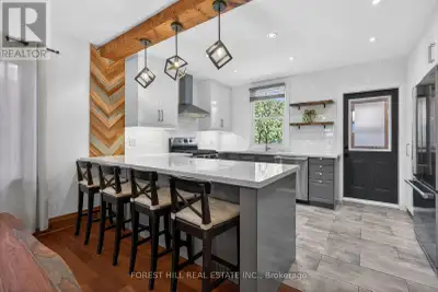 Beautiful 3 Bedroom Semi-Detached Home On A Corner Lot Filled With Lots Of Upgrades. Perfect Combina...