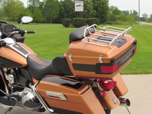 2008 Harley-Davidson FLTR Road Glide Low 49,000 KM Heated Grips, in Powerboats & Motorboats in Leamington - Image 25