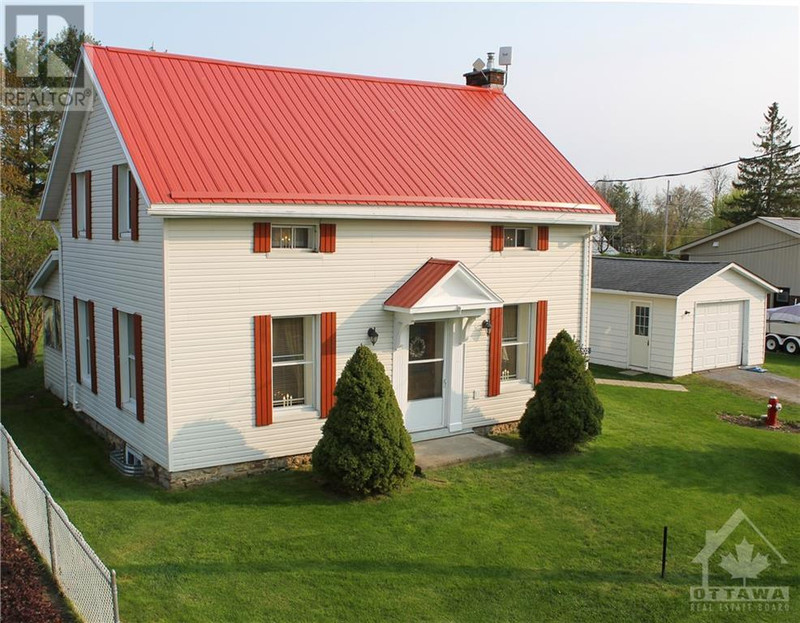 12102 LAKESHORE DRIVE Morrisburg, Ontario Houses for Sale Cornwall