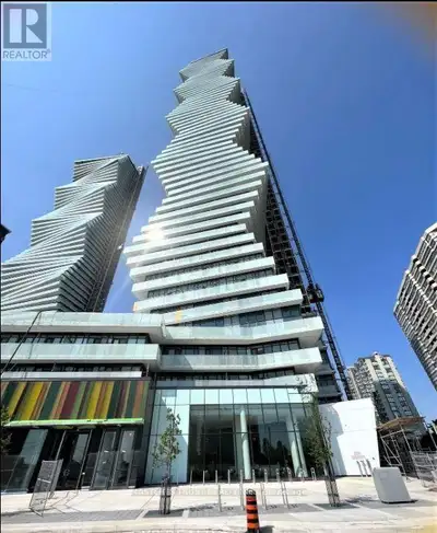 Luxury Condo At M City, 2 Bed+Den & 2 Full Baths , Large Balcony Boasts A Great View Of Downtown Mis...