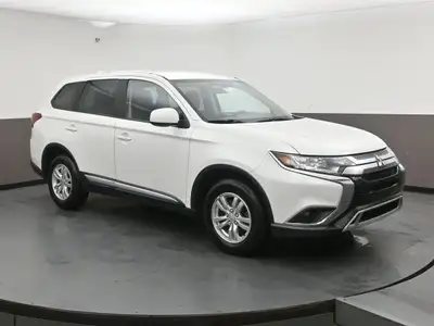 See Dealer Website for Details. 2019 Mitsubishi Outlander Essential AWD ALL WHEEL DRIVE, HEATED SEAT...