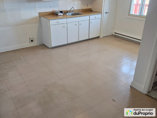$1,050,000 - Quintuplex for sale in Pont-Viau dans Maisons à vendre  à Ville de Montréal - Image 4