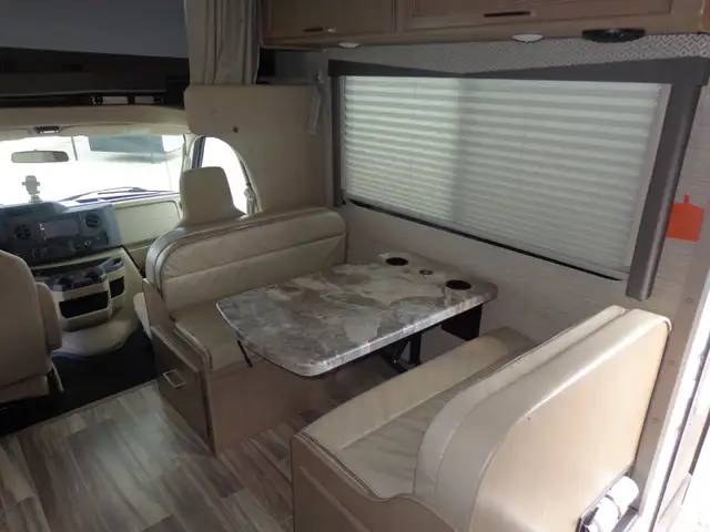 STOP!!! Don't Buy a RV!! not until you check out this C-Class!!! in RVs & Motorhomes in Markham / York Region - Image 5