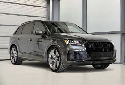 Traction intégrale Audi quattro / Attelage de remorquage Black optics /Apple Carplay + Android Auto...