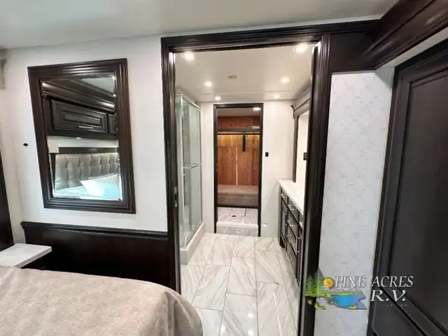 2024 Entegra Coach Anthem 44D 450 h.p. / 1250 ft-Lbs of Torque in RVs & Motorhomes in Moncton - Image 37