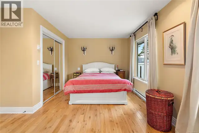 976 Lands End Rd North Saanich, British Columbia in Houses for Sale in Victoria - Image 19