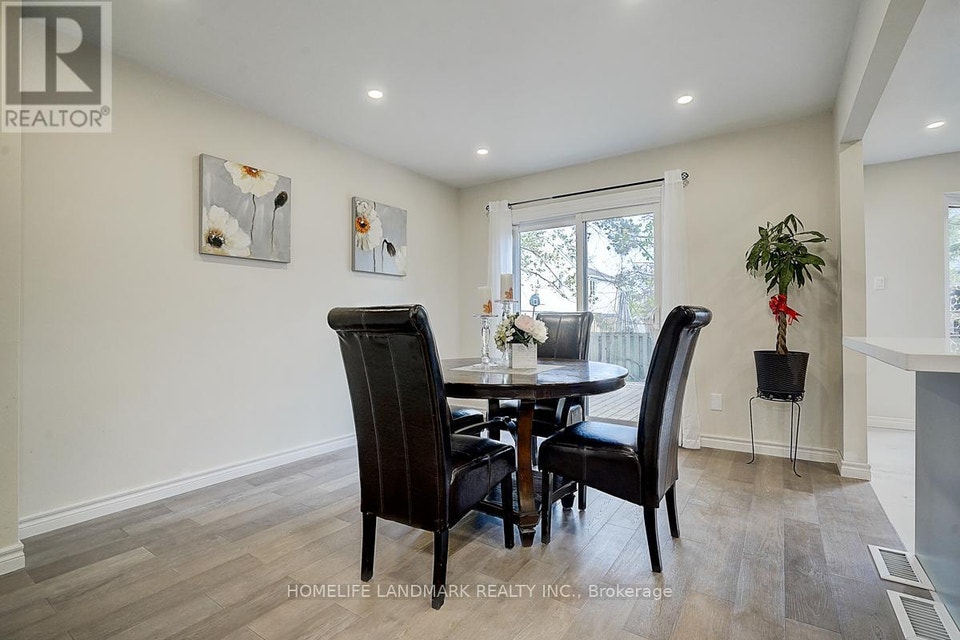 49 GRENBECK DRIVE Toronto (Milliken), Ontario 4