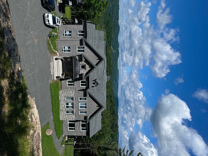 Condo neuf à louer sur les pentes de ski du Mont Olympia — photo 1