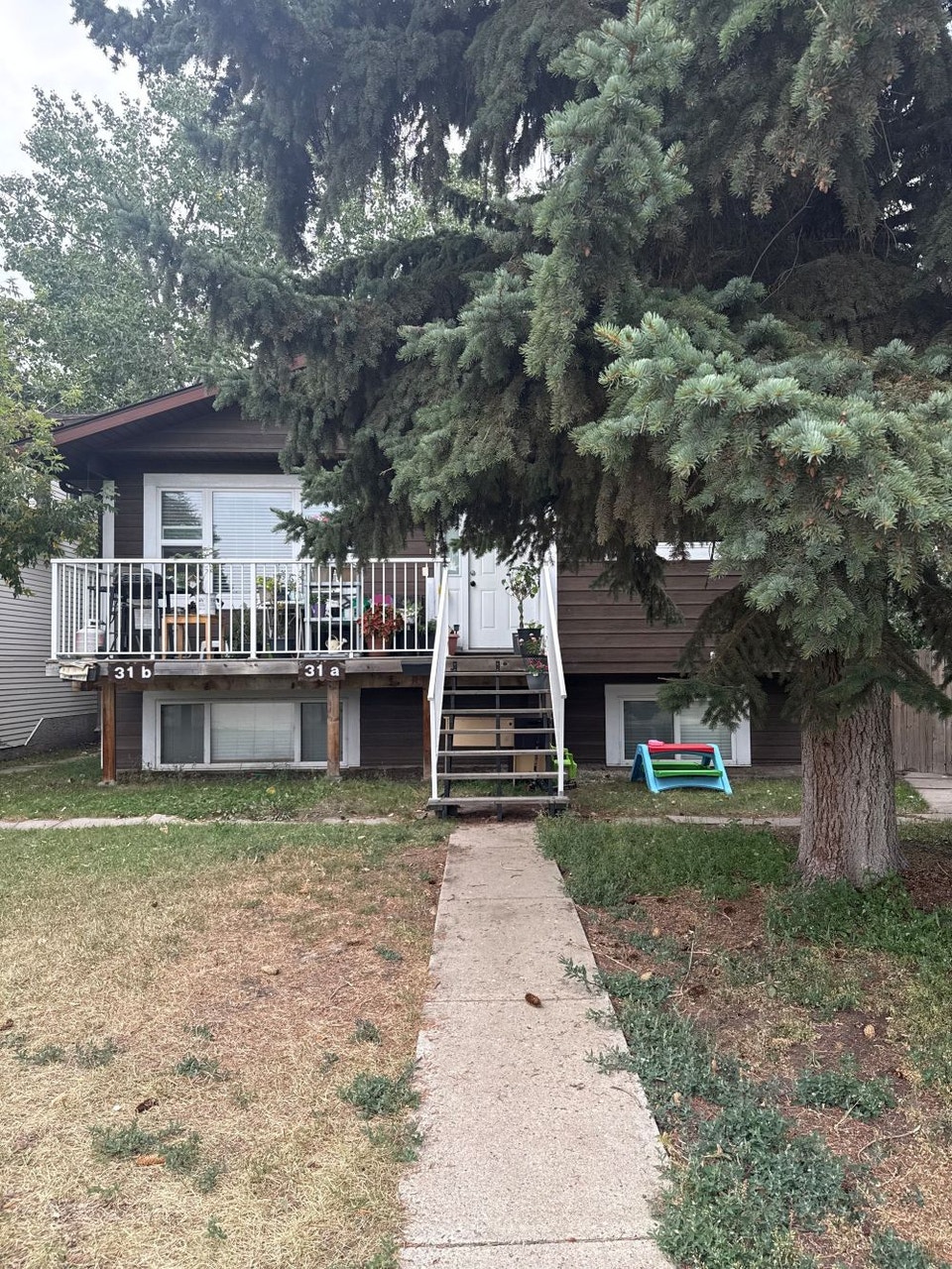 3 Bedroom Property in Glendale!! 2