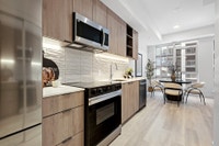 Located between the corners of Albert and Lyon and Albert and Bay, Relevé is just a block away from... (image 1)