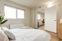 Welcome to The SunRise Contemporary apartments surrounded in natural light create the ideal urban sa... (image 7)