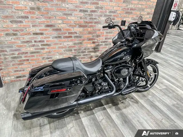 2026 Harley-Davidson ROAD GLIDE in Sport Touring in Calgary - Image 21