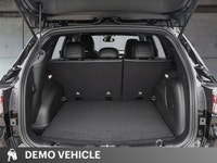 This Jeep Compass boasts a Intercooled Turbo Regular Unleaded I-4 2.0 L/122 engine powering this Aut... (image 7)