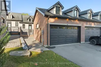 Absolutely stunning! This luxurious 3-storey townhome in Port Picton is a rare gem, combining elegan...