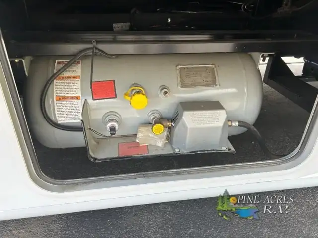 2022 Coachmen RV Pursuit 29XPS Front Bunk 11 Miles in RVs & Motorhomes in Moncton - Image 62