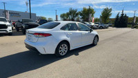 Odometer is 6720 kilometers below market average! This Toyota Corolla is equipped with: Cloth Seat T... (image 4)