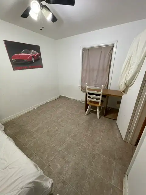 Furnished Room $680-$700– Students Welcome – Transfer | Room Rentals ...